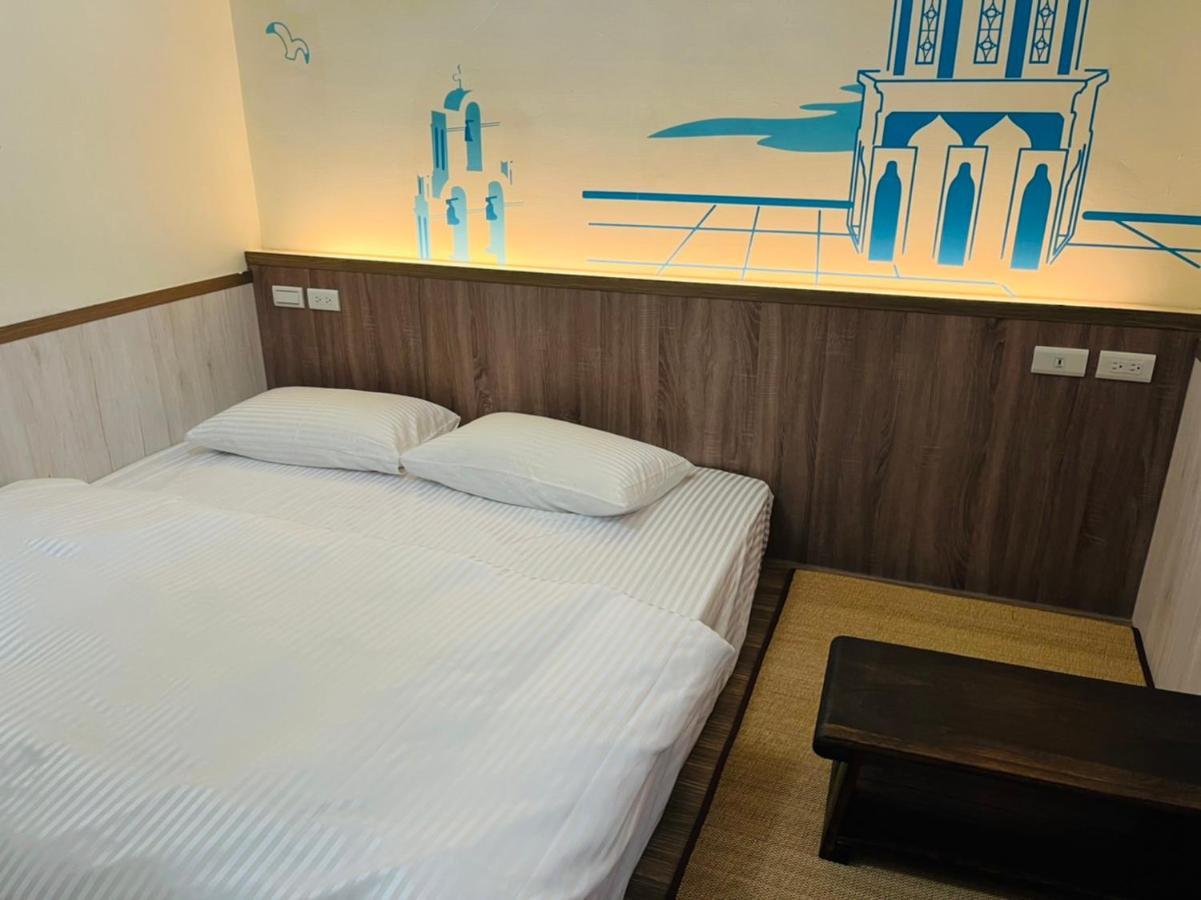 Love Feng Jia Apartment Hotel Taichung Dış mekan fotoğraf