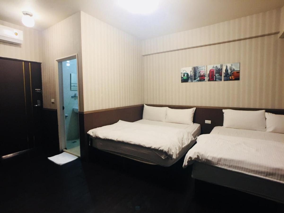 Love Feng Jia Apartment Hotel Taichung Dış mekan fotoğraf