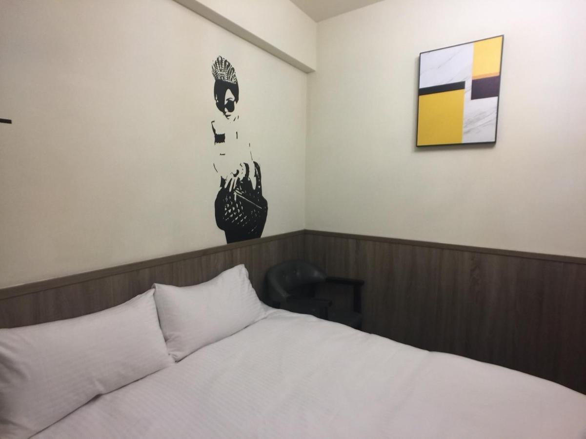 Love Feng Jia Apartment Hotel Taichung Dış mekan fotoğraf