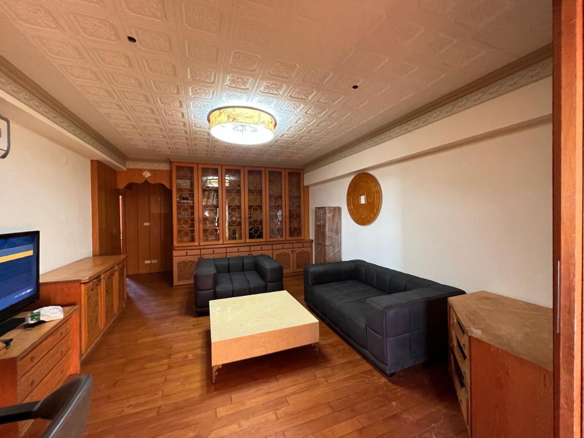Love Feng Jia Apartment Hotel Taichung Dış mekan fotoğraf