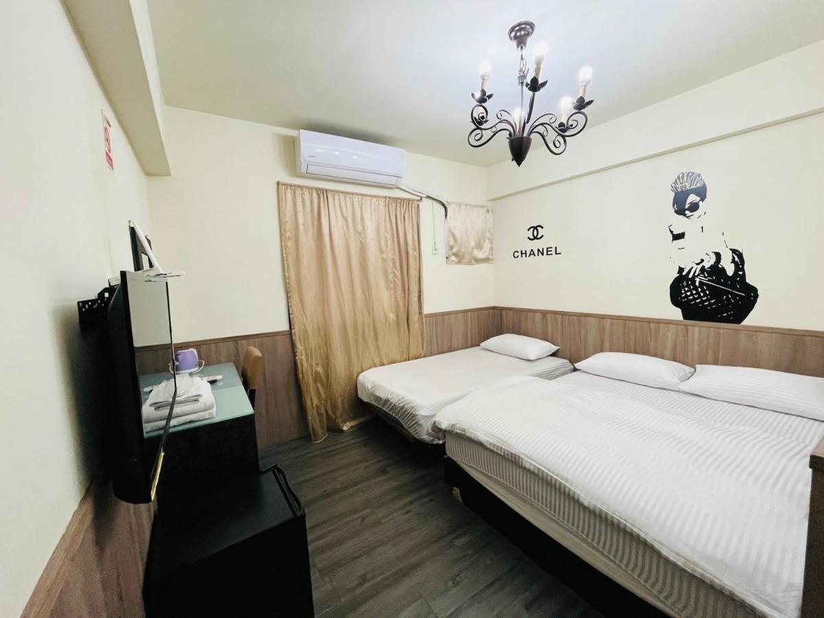 Love Feng Jia Apartment Hotel Taichung Dış mekan fotoğraf