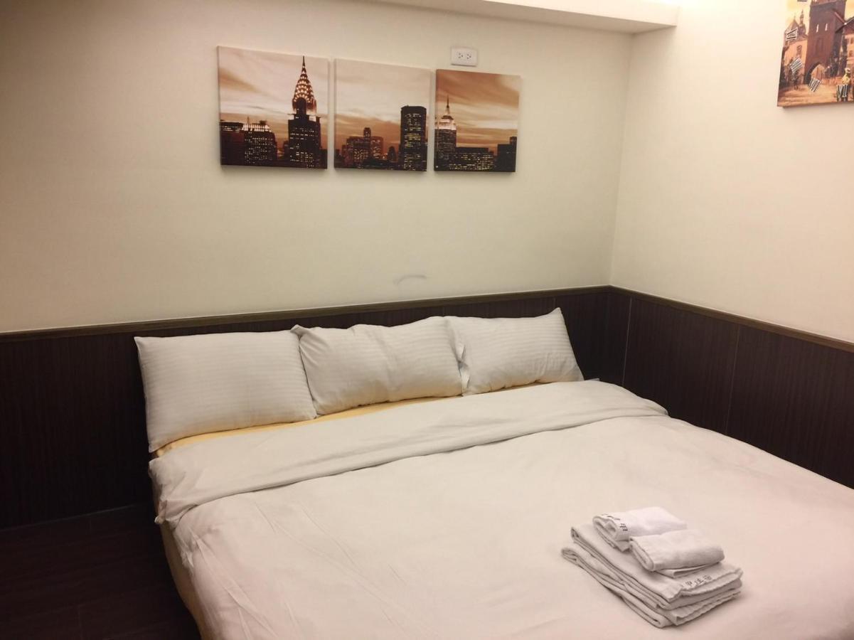 Love Feng Jia Apartment Hotel Taichung Dış mekan fotoğraf