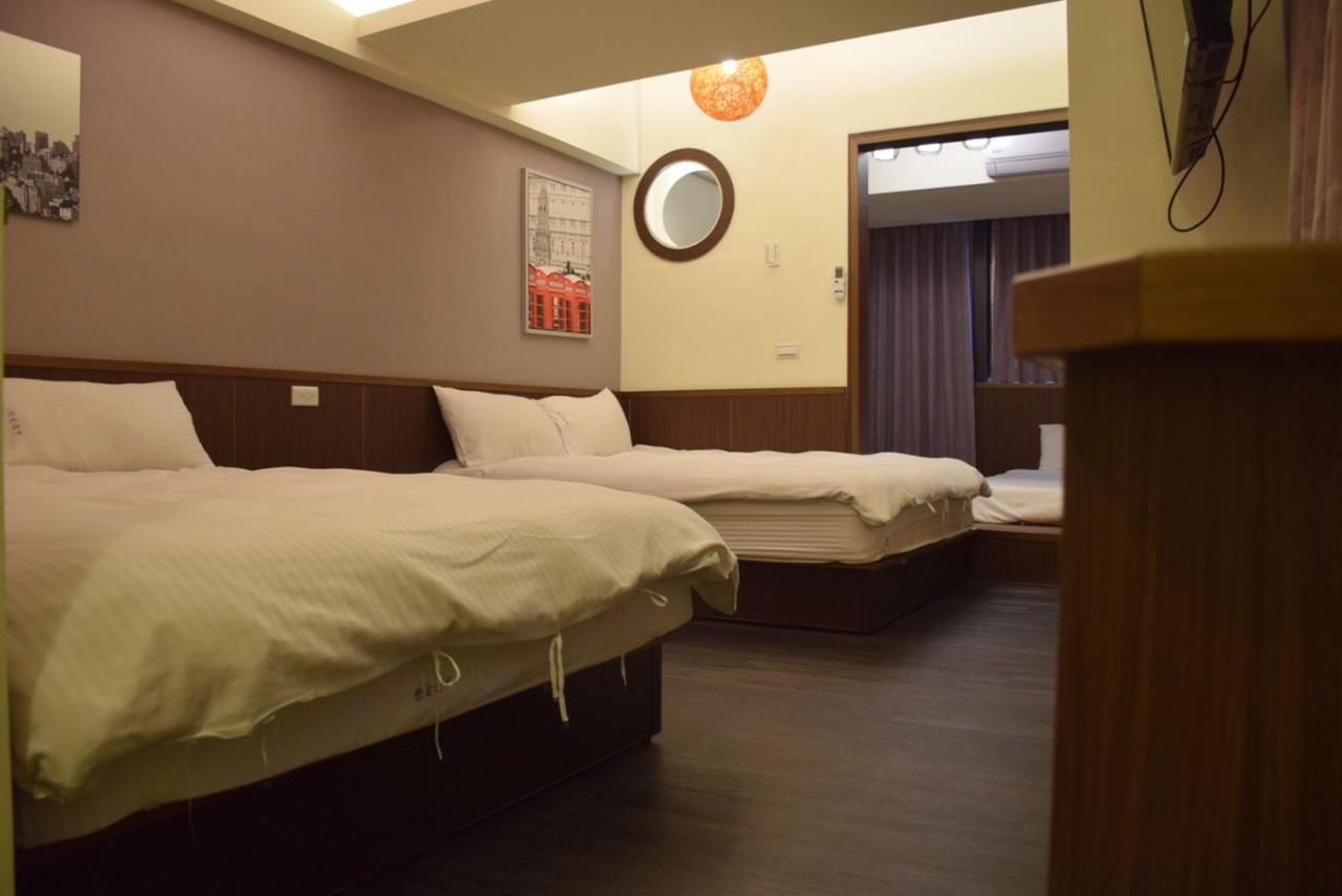 Love Feng Jia Apartment Hotel Taichung Dış mekan fotoğraf