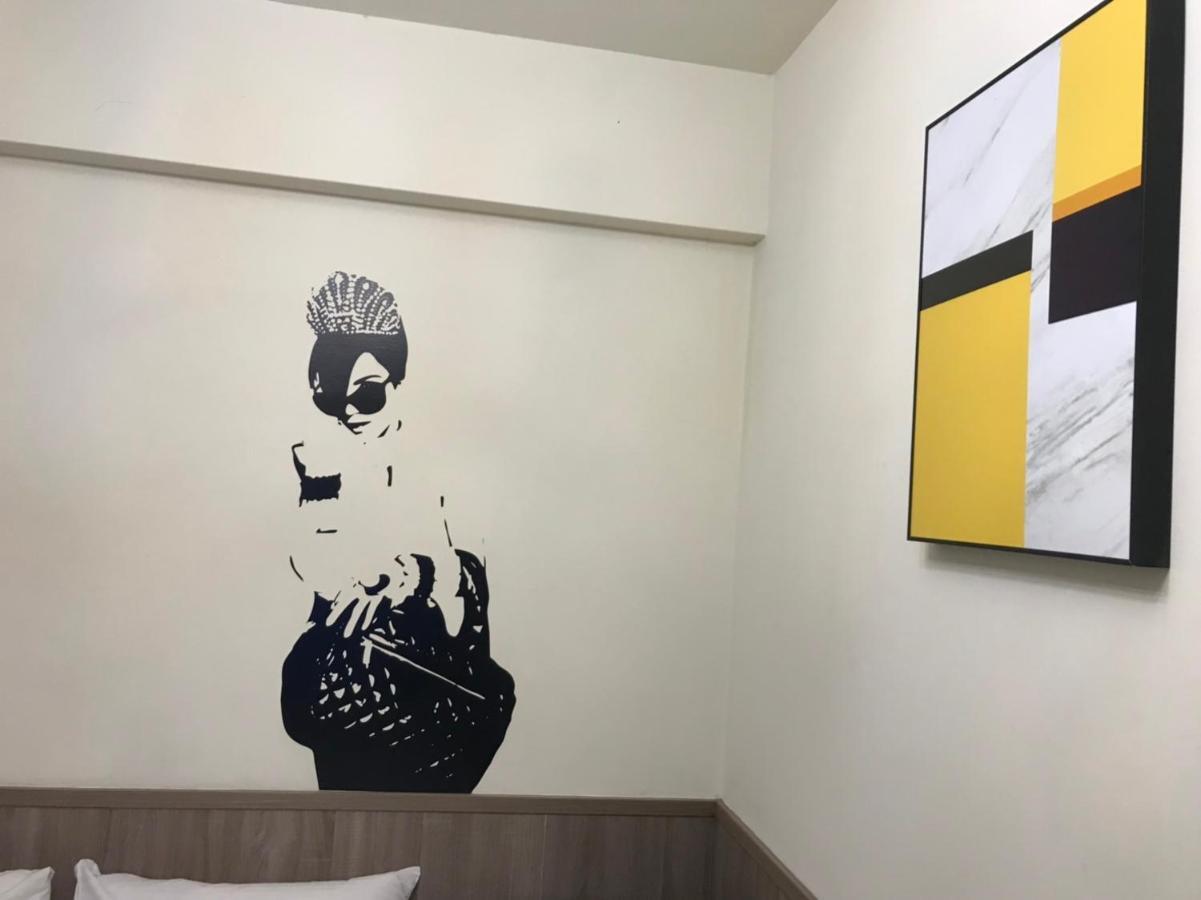 Love Feng Jia Apartment Hotel Taichung Dış mekan fotoğraf