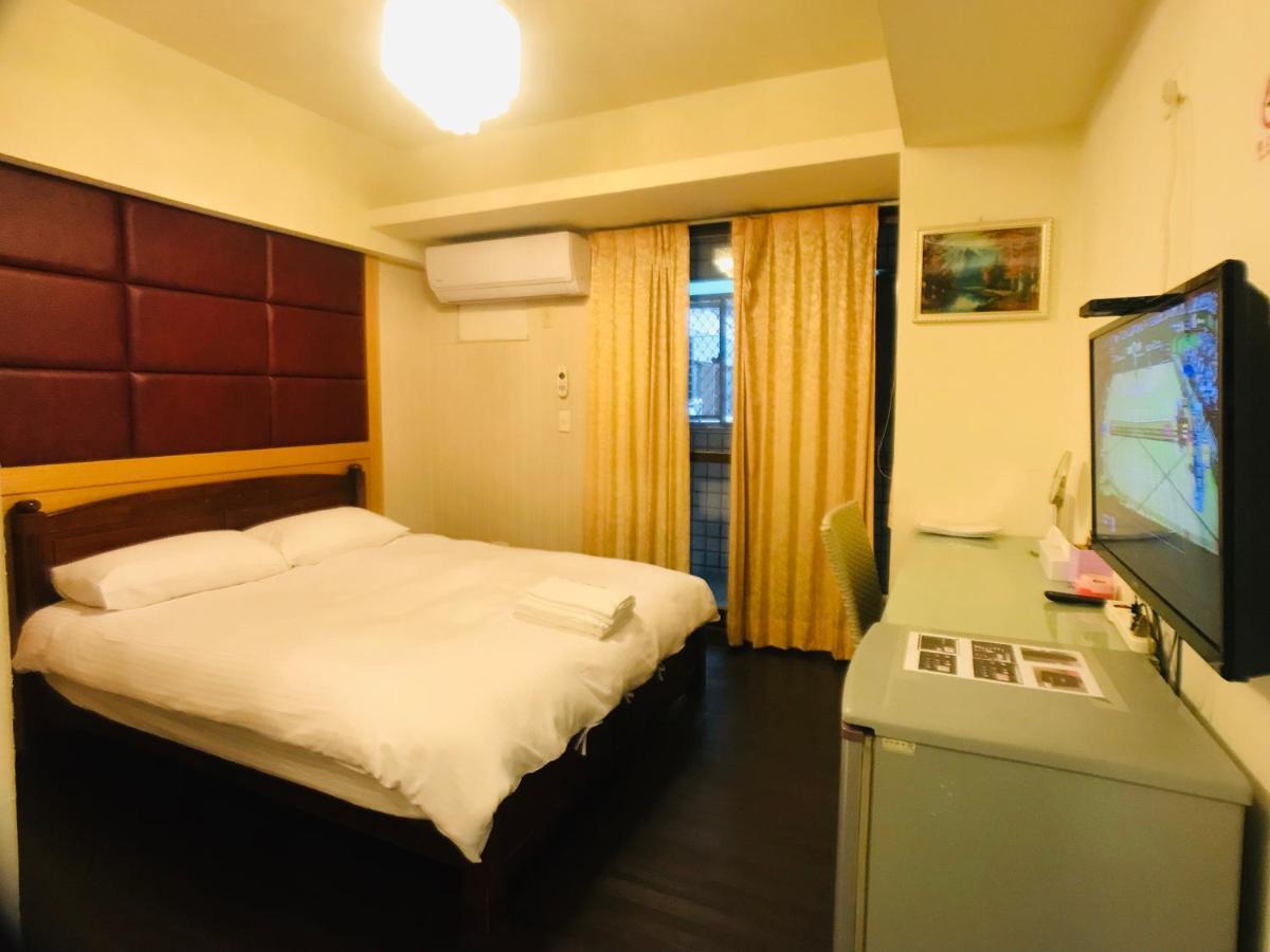 Love Feng Jia Apartment Hotel Taichung Dış mekan fotoğraf