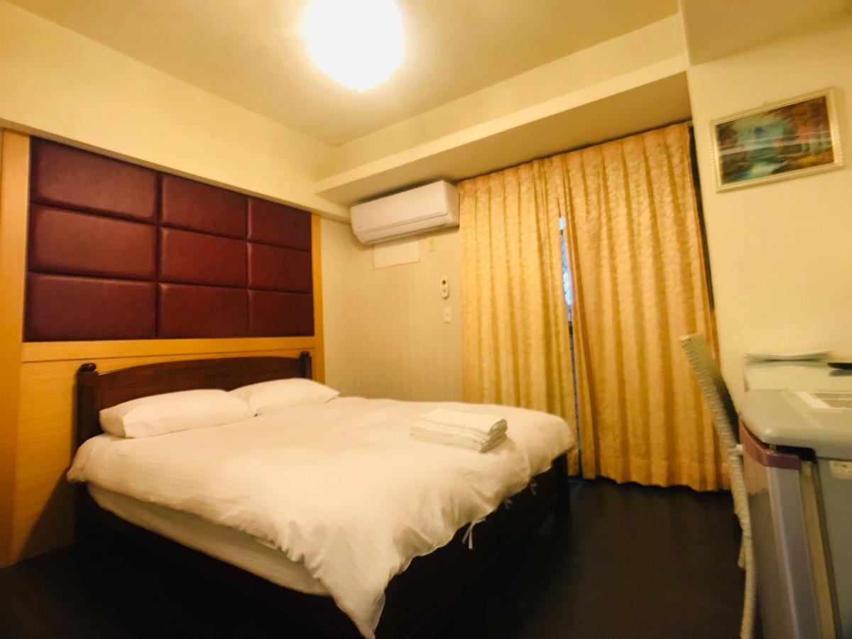 Love Feng Jia Apartment Hotel Taichung Dış mekan fotoğraf