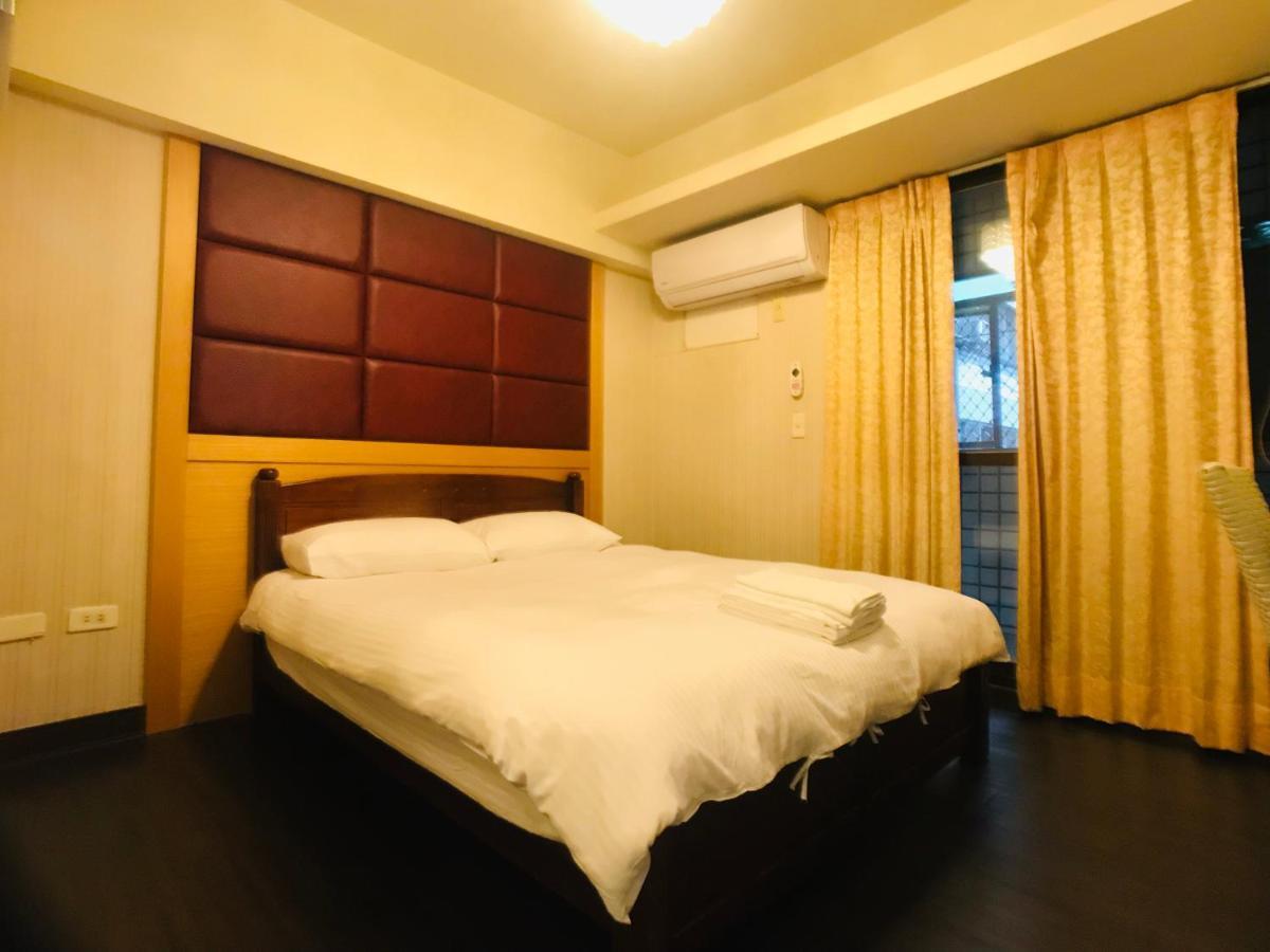 Love Feng Jia Apartment Hotel Taichung Dış mekan fotoğraf